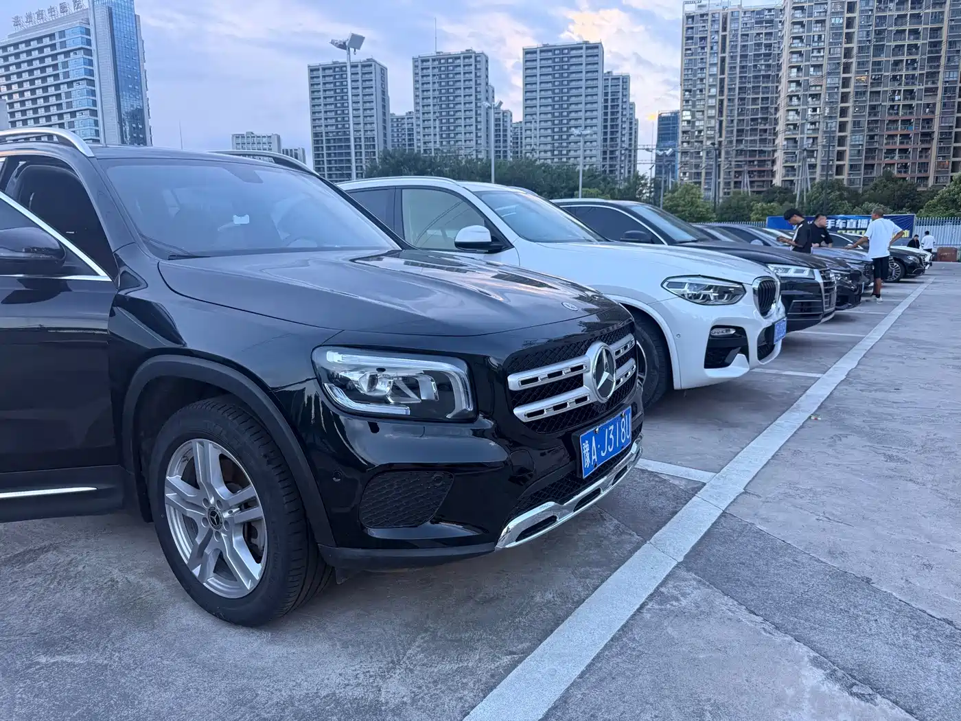 Mercedes-Benz GLB 2025 2026 GLB 220 Sport Style