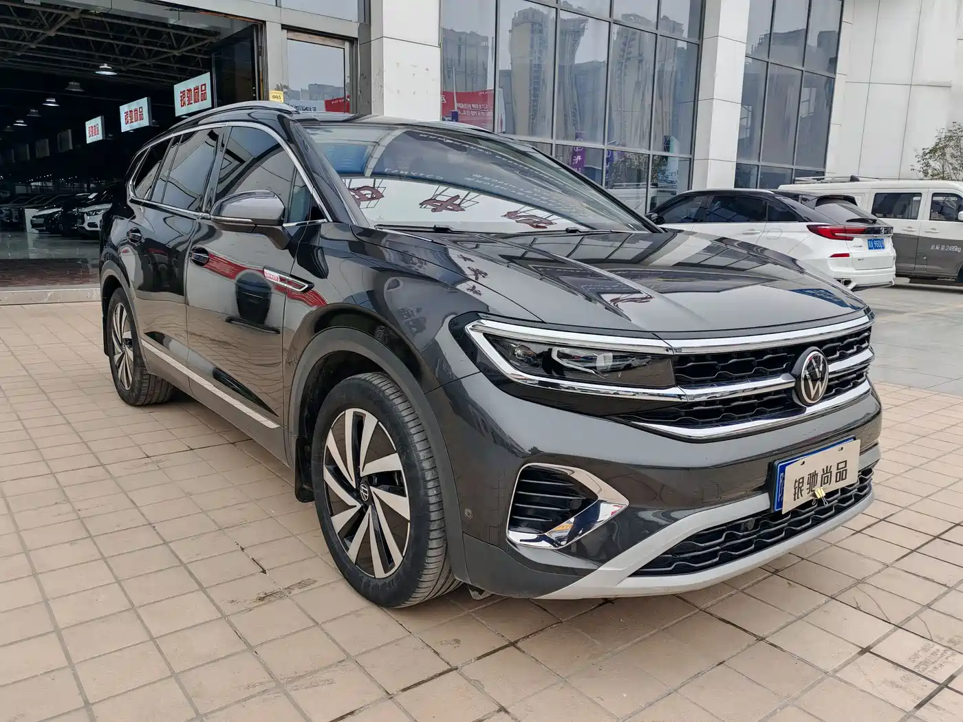 Volkswagen Talagon 2023 380TSI 4WD Luxury Pro Edition фото 3