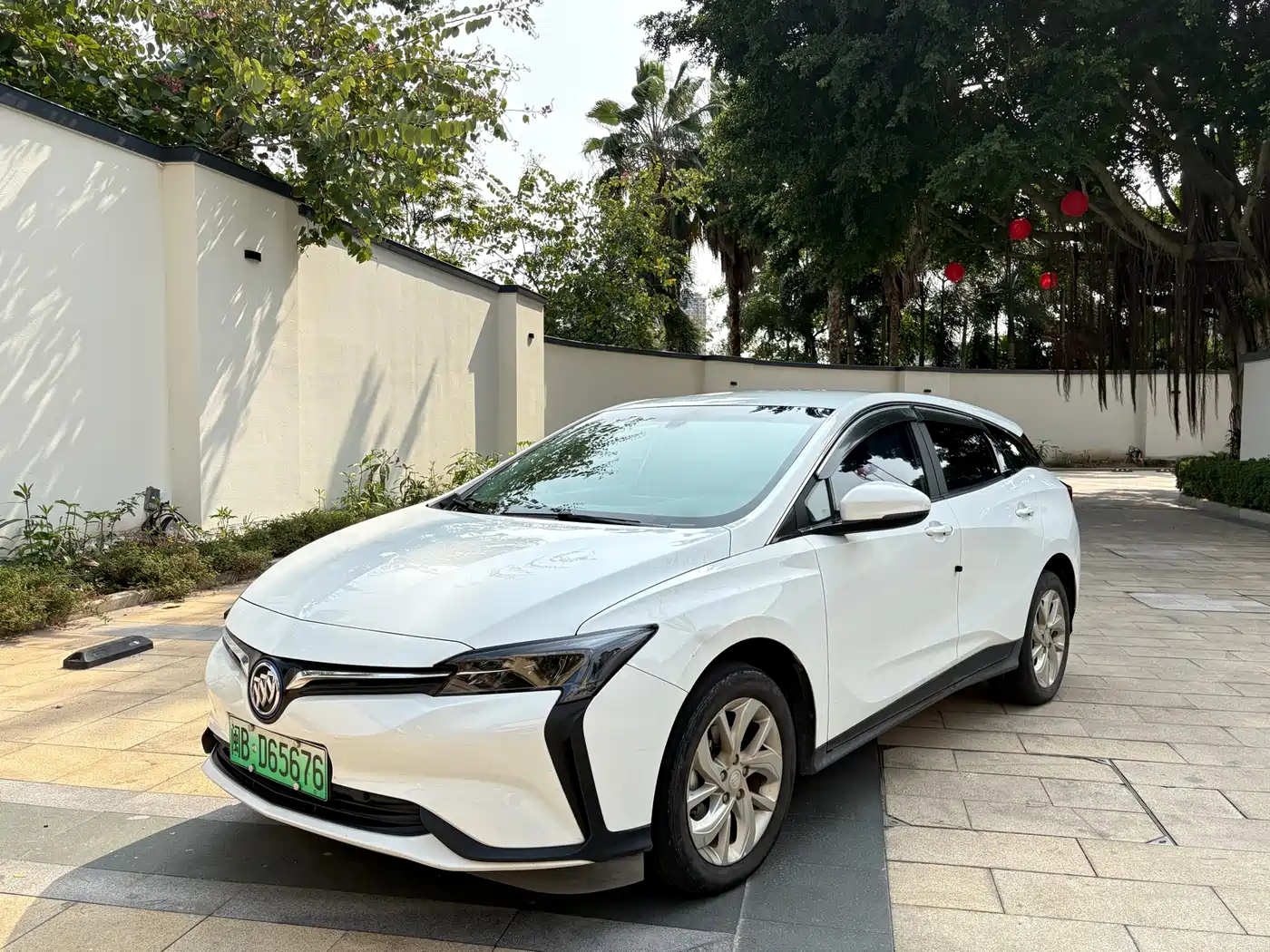 BUICK SLIGHTLY BLUE 6