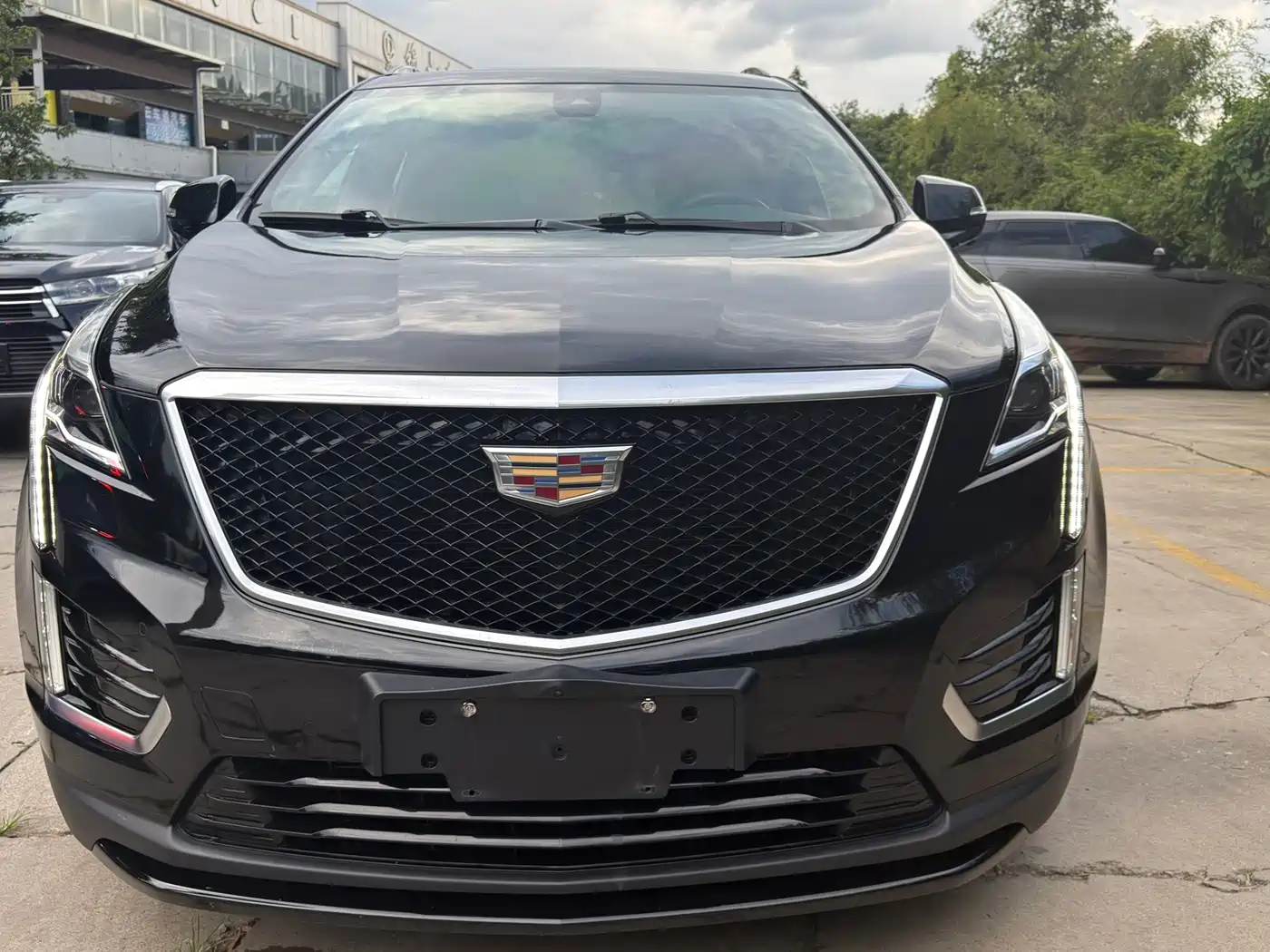 Фото 1 - Cadillac XT5