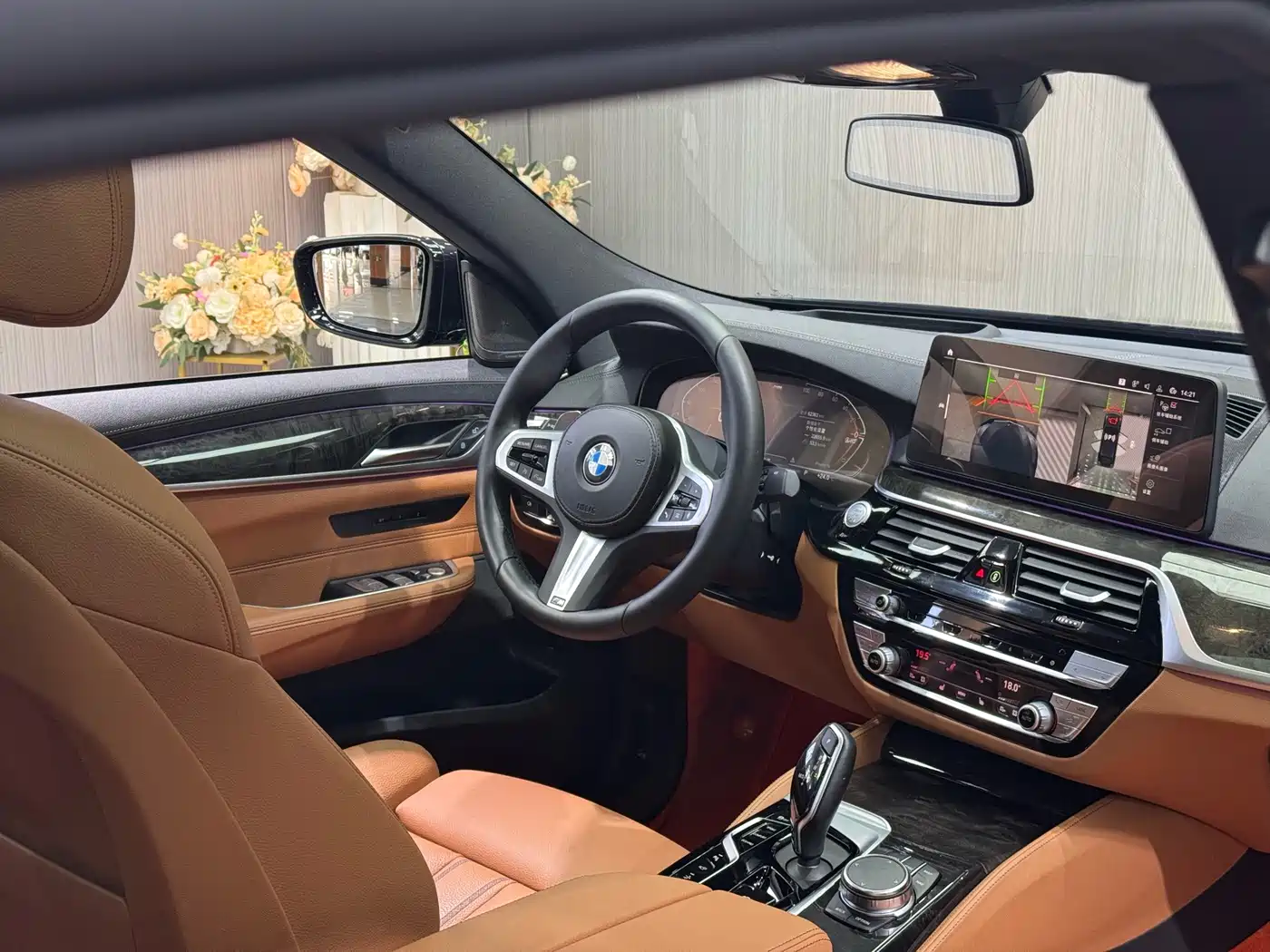 BMW 6 Series GT 2022 Model 630i M Sport Package фото 17