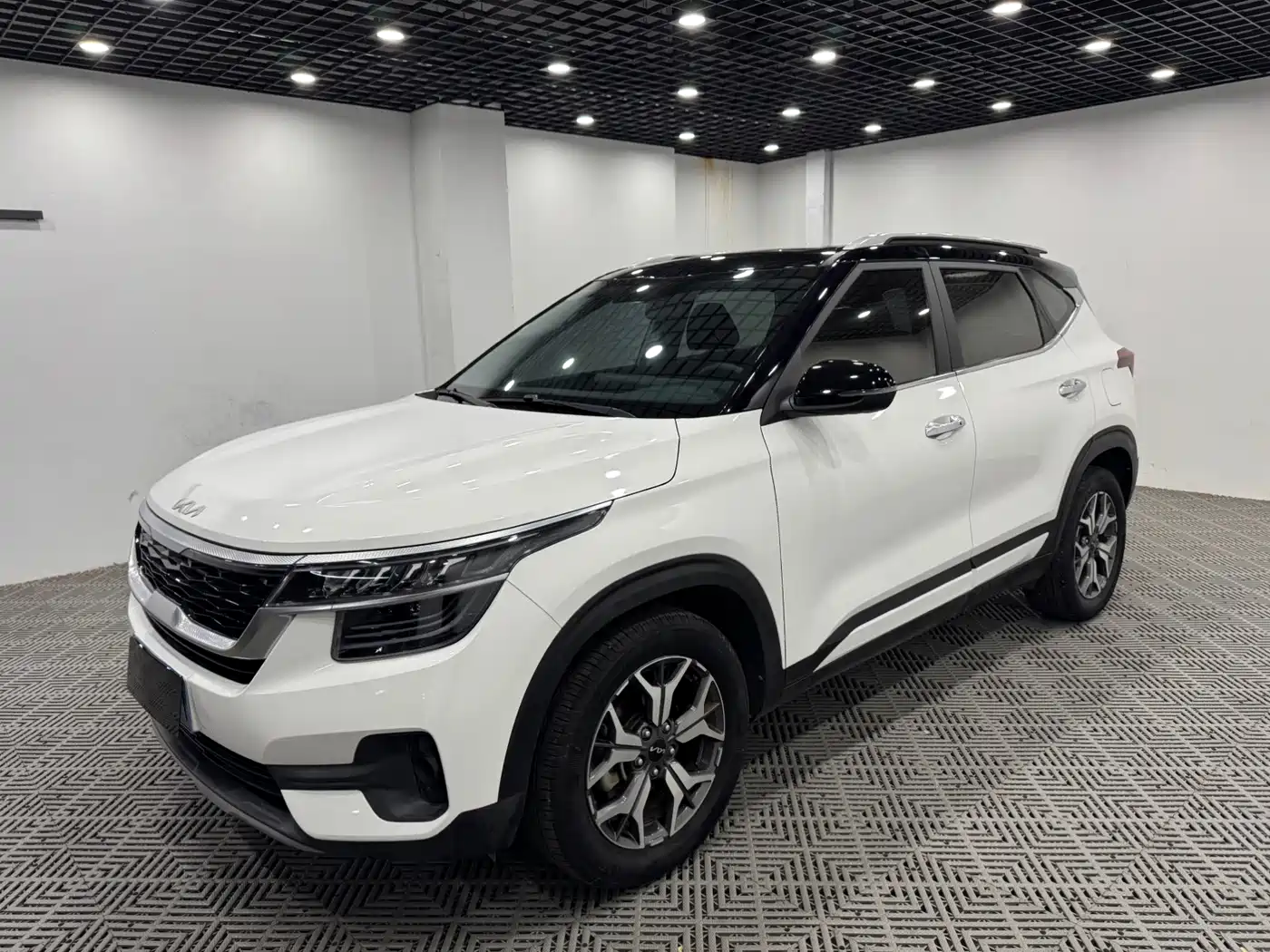 Kia KX3 2022 2021 1.5L CVT Fashion Edition