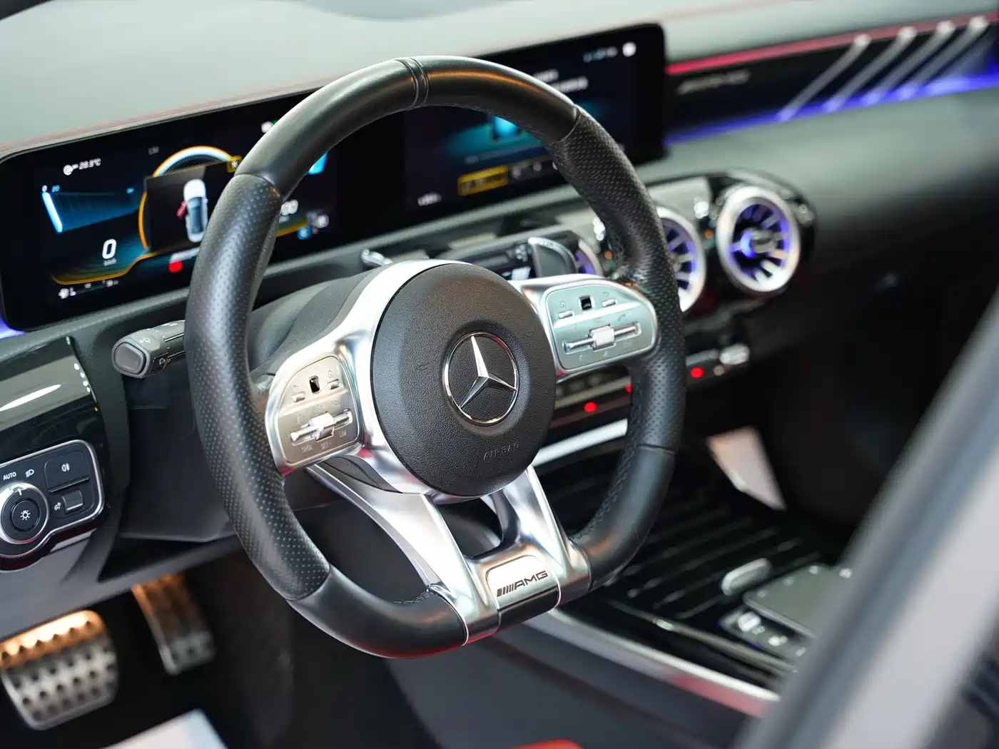 Mercedes-Benz A-Class AMG 2021 2020 AMG A 35 L 4MATIC