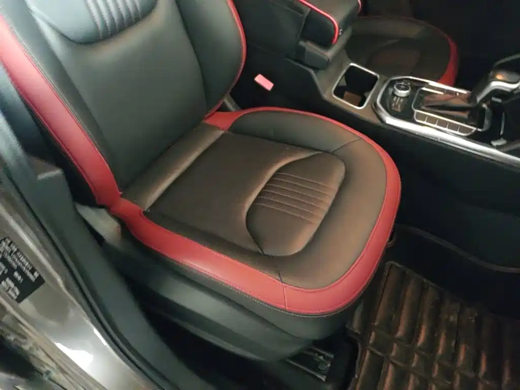 Besturn T33 2019 2019 1.6L Automatic Luxury China VI