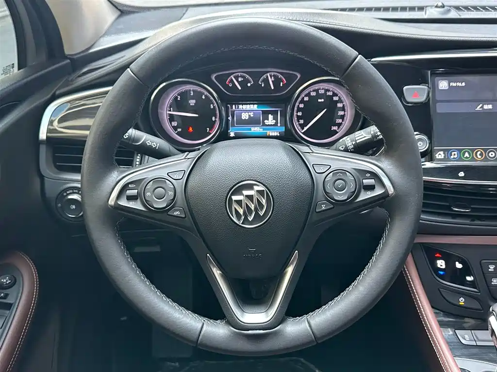 Фото 12 - Buick Envision Plus