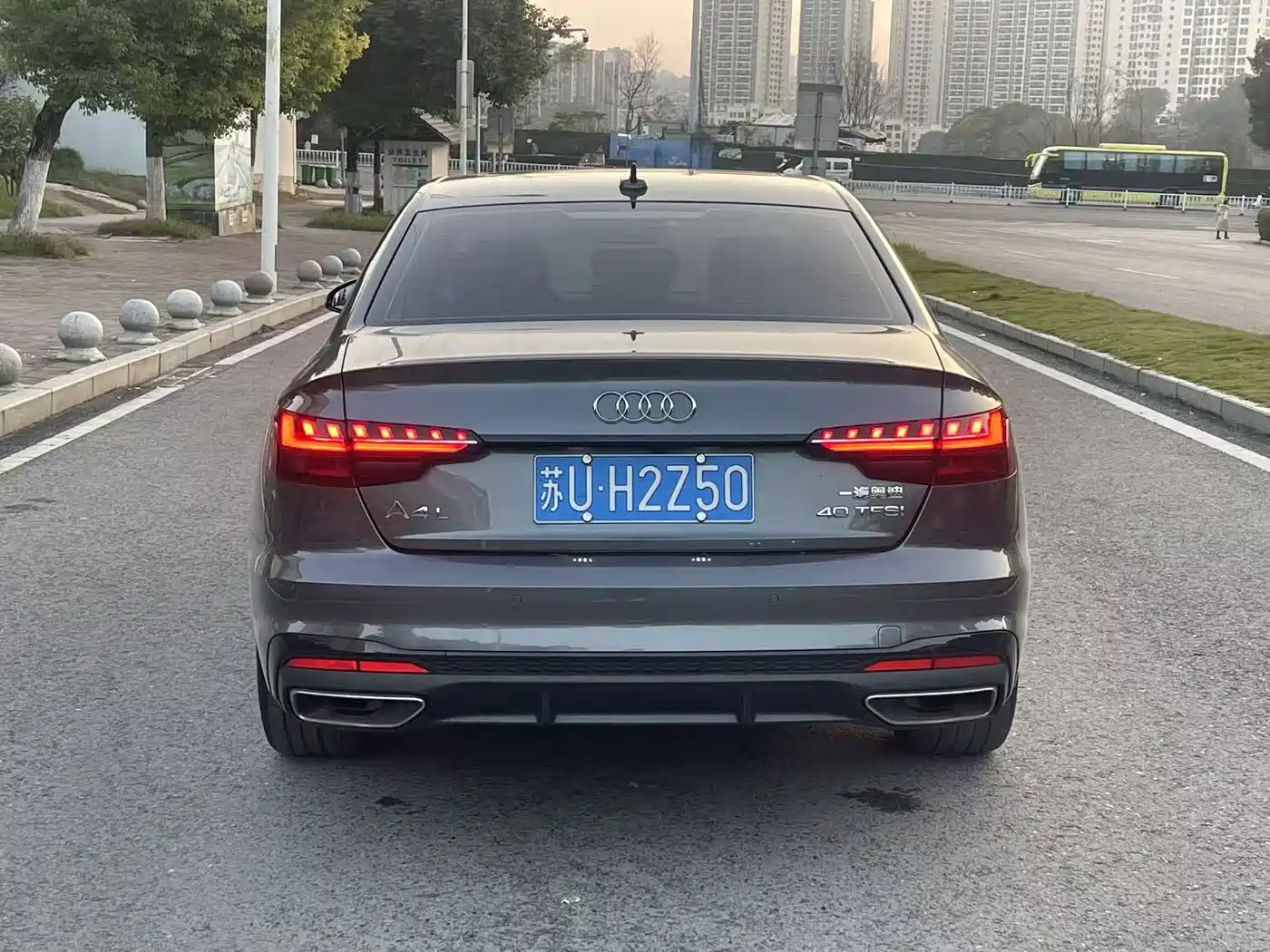 Фото 4 - Audi A4L