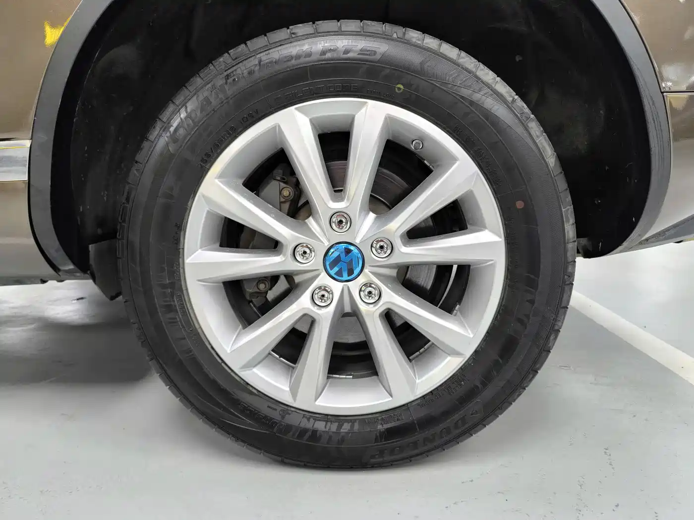 Volkswagen Touareg 2011 3.0TSI Premium фото 12
