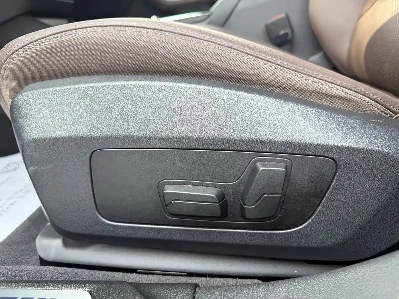 BMW 2 Series 2025 225L M Sport Package фото 19
