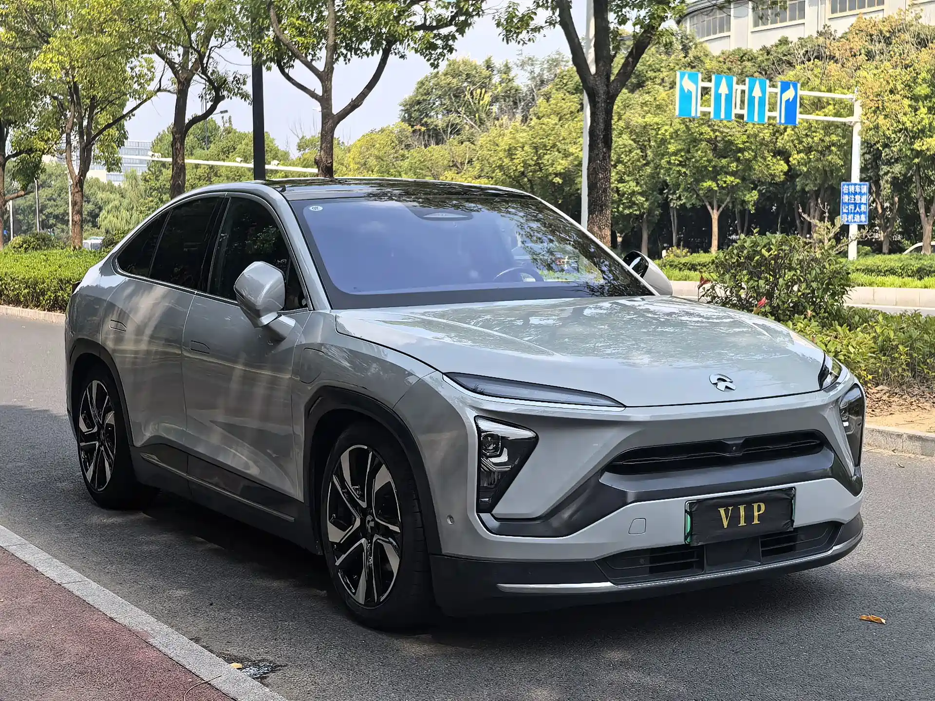 Фото 4 - NIO EC6