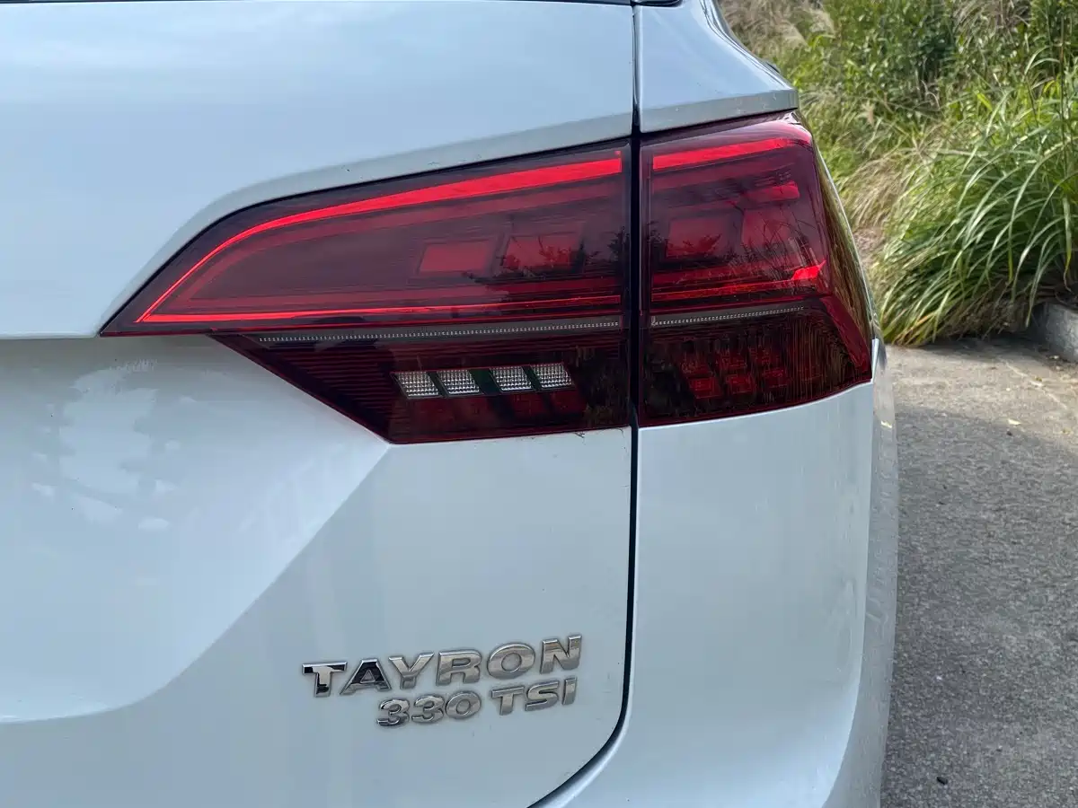 Volkswagen Tayron 2019 330TSI 2WD Luxury China VI фото 18