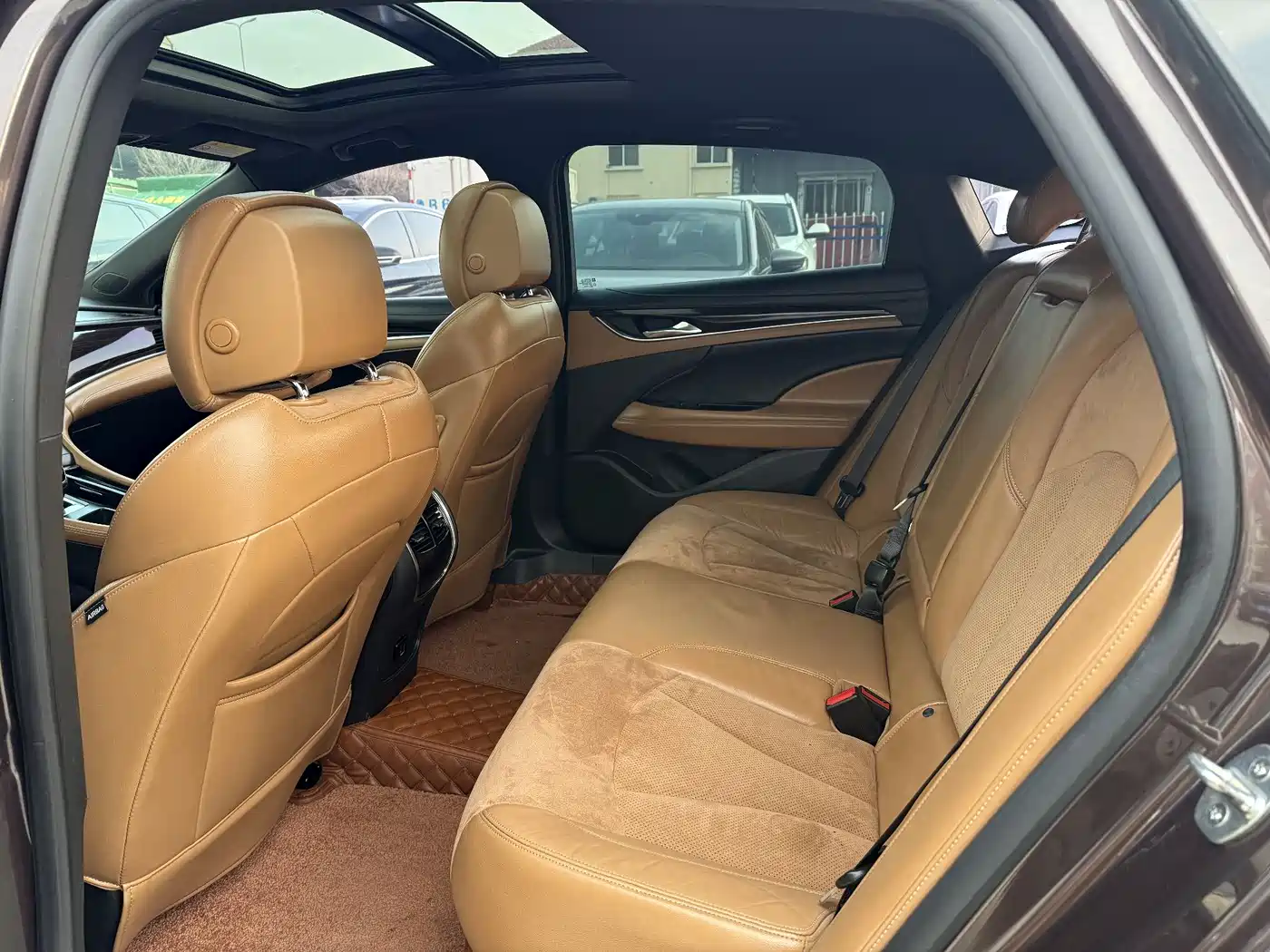 Buick LaCrosse 2018 Model 20T Luxury Edition фото 5