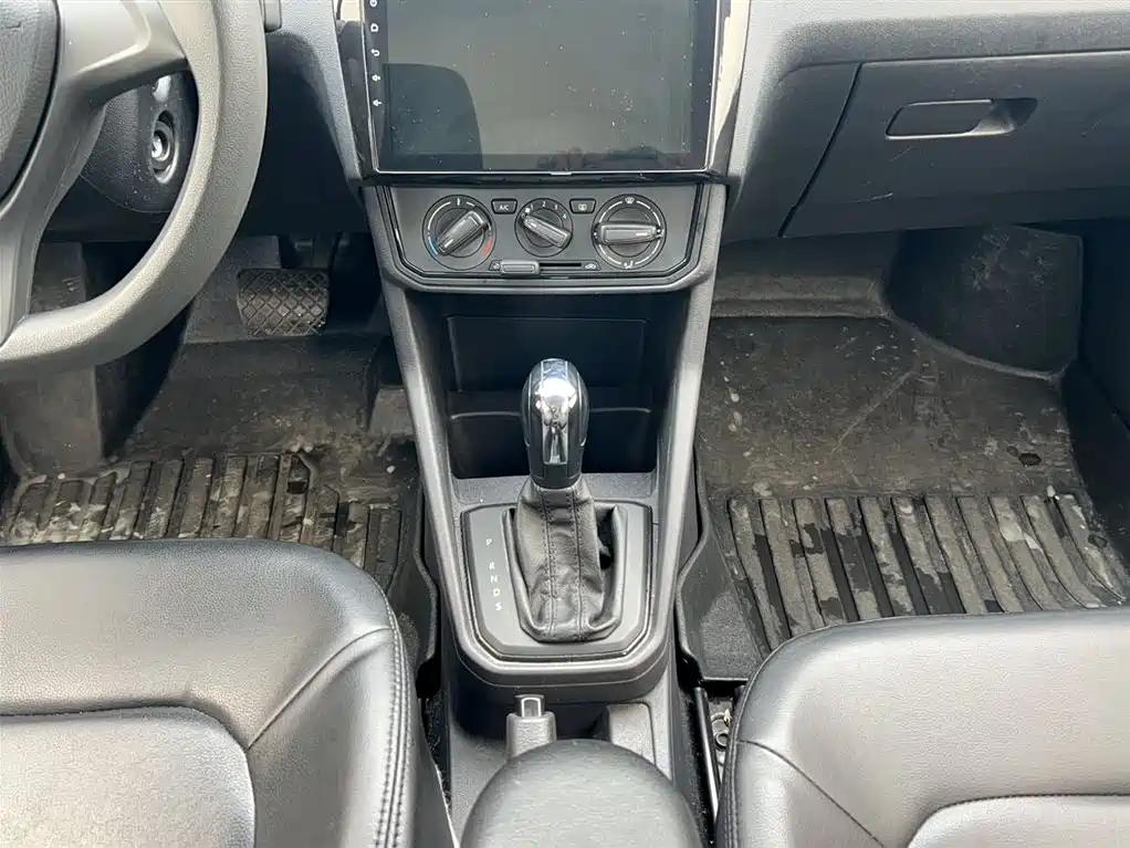 Volkswagen Jetta 2019 Dream Edition 1.5L Auto Fashion фото 7