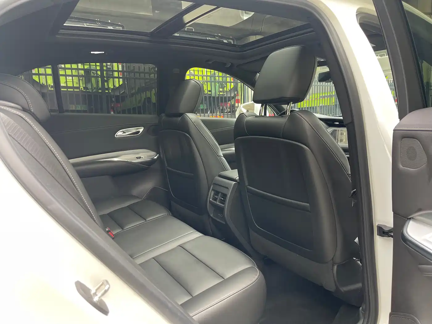 Cadillac XT4 2019 2018 Model 28T 4WD Leading