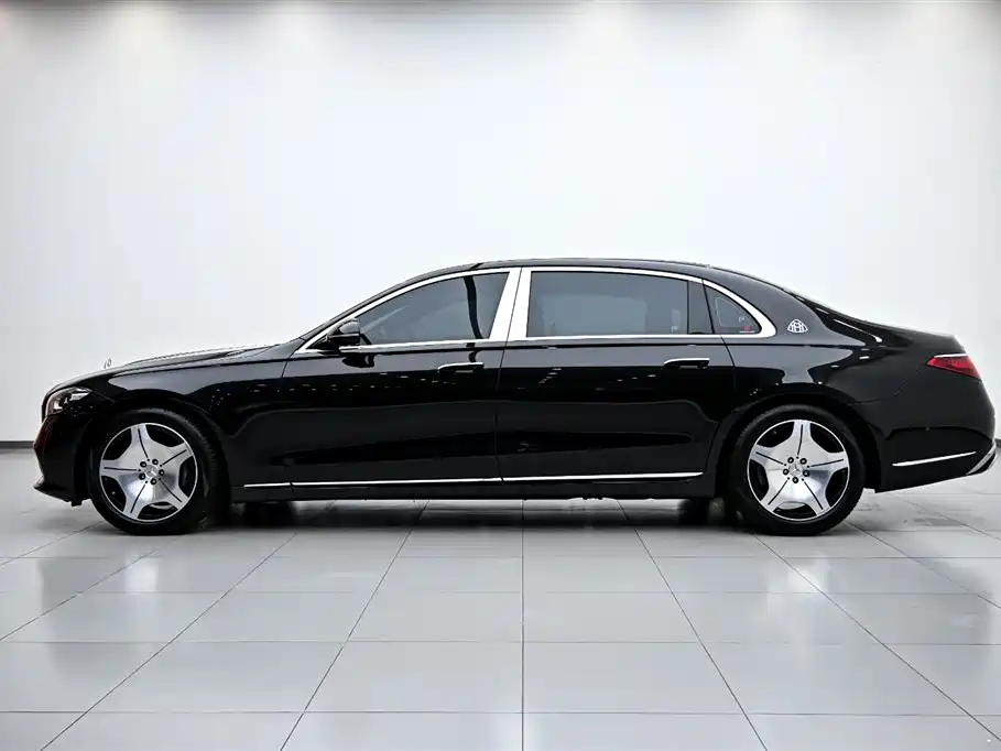 Mercedes-Benz Maybach S-Class 2025 Model S 480 4MATIC фото 5