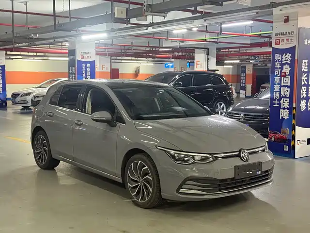Volkswagen Golf 2023 Facelift 280TSI DSG Pro — фото 3