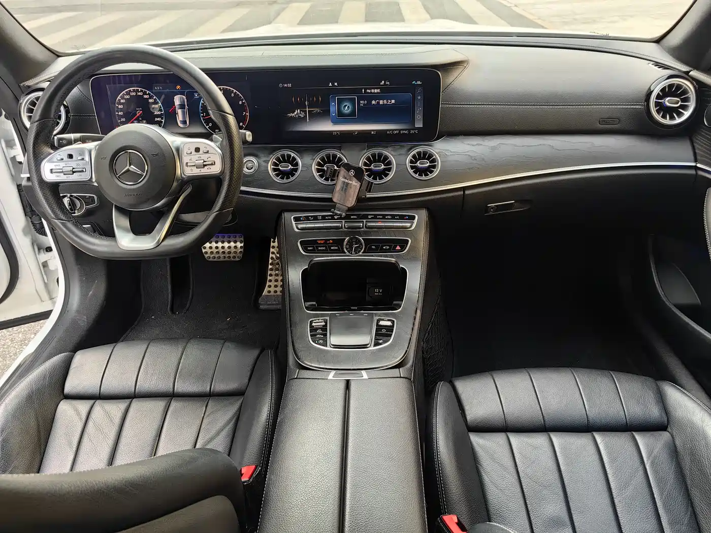 Mercedes-Benz E-Class (Import) 2019 E 200 4MATIC Coupe фото 14