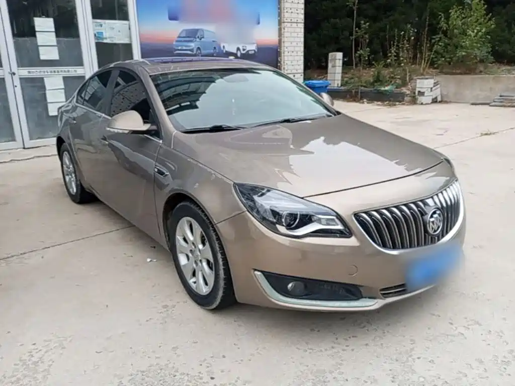 Фото 4 - Buick Regal