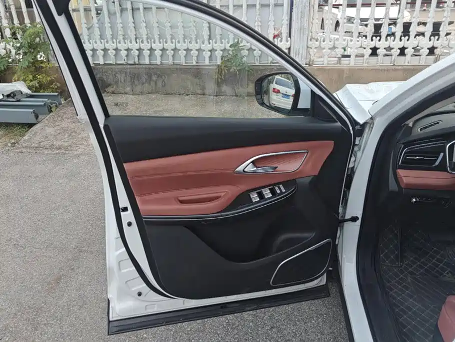 Changan CS75 2025 2025 PRO 1.5T Premium 7-Seater