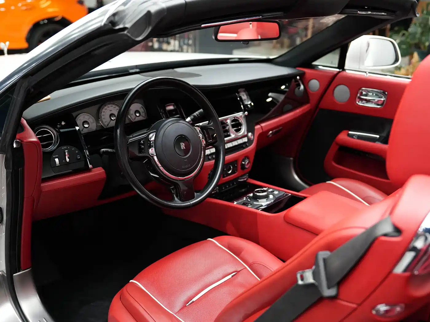 Rolls-Royce Dawn 2017 2015 6.6T Standard