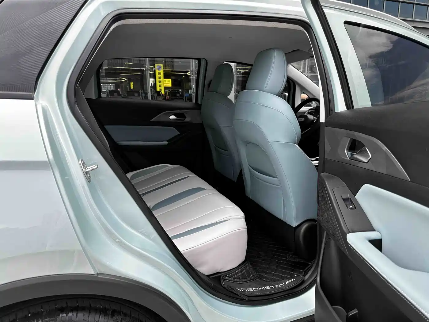 Geely Geometry E Firefly 2024 2024 Model 301km Starlight