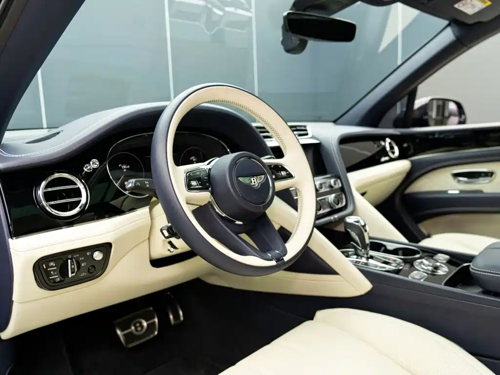 Bentley Bentayga 2025 2024 4.0T V8 Long Wheelbase Yadu Edition