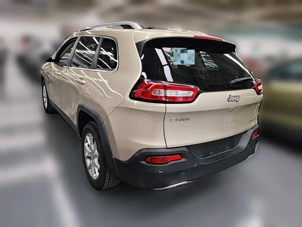 Jeep Cherokee 2018 2017 2.0L Superior Edition
