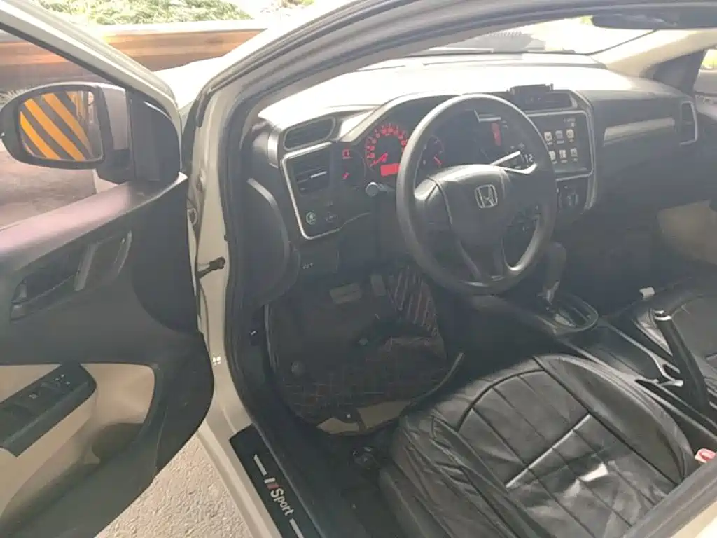 Honda Greiz 2018 2016 1.5L CVT Classic Edition