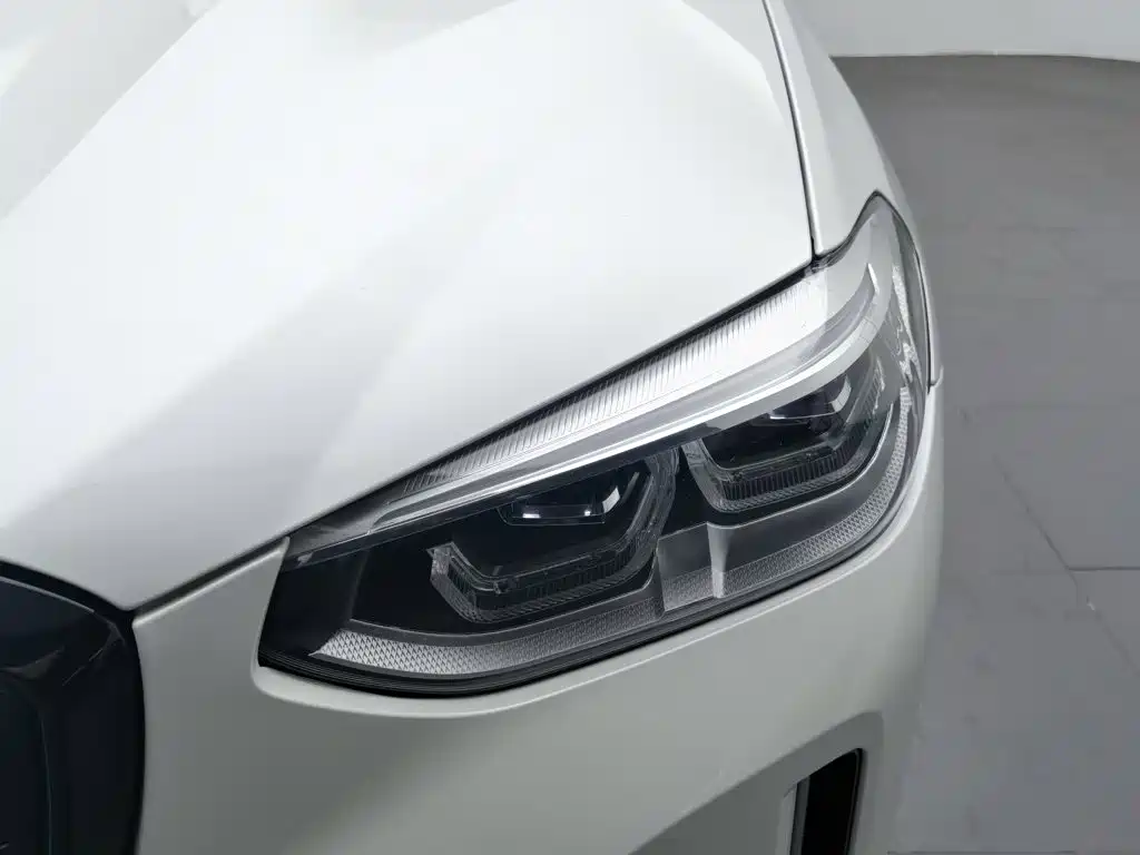 Фото 7 - BMW iX3