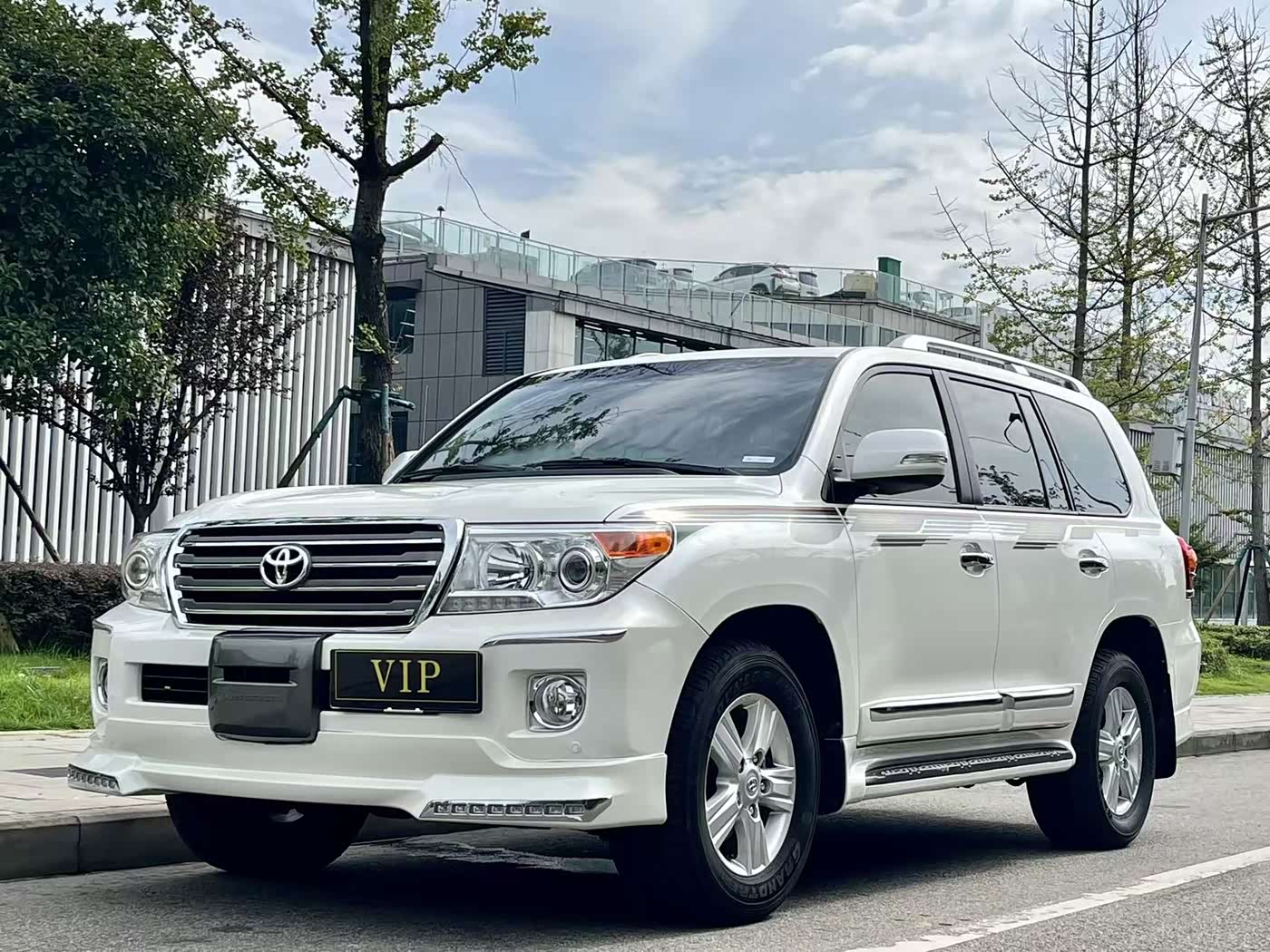 Toyota Land Cruiser (Import)