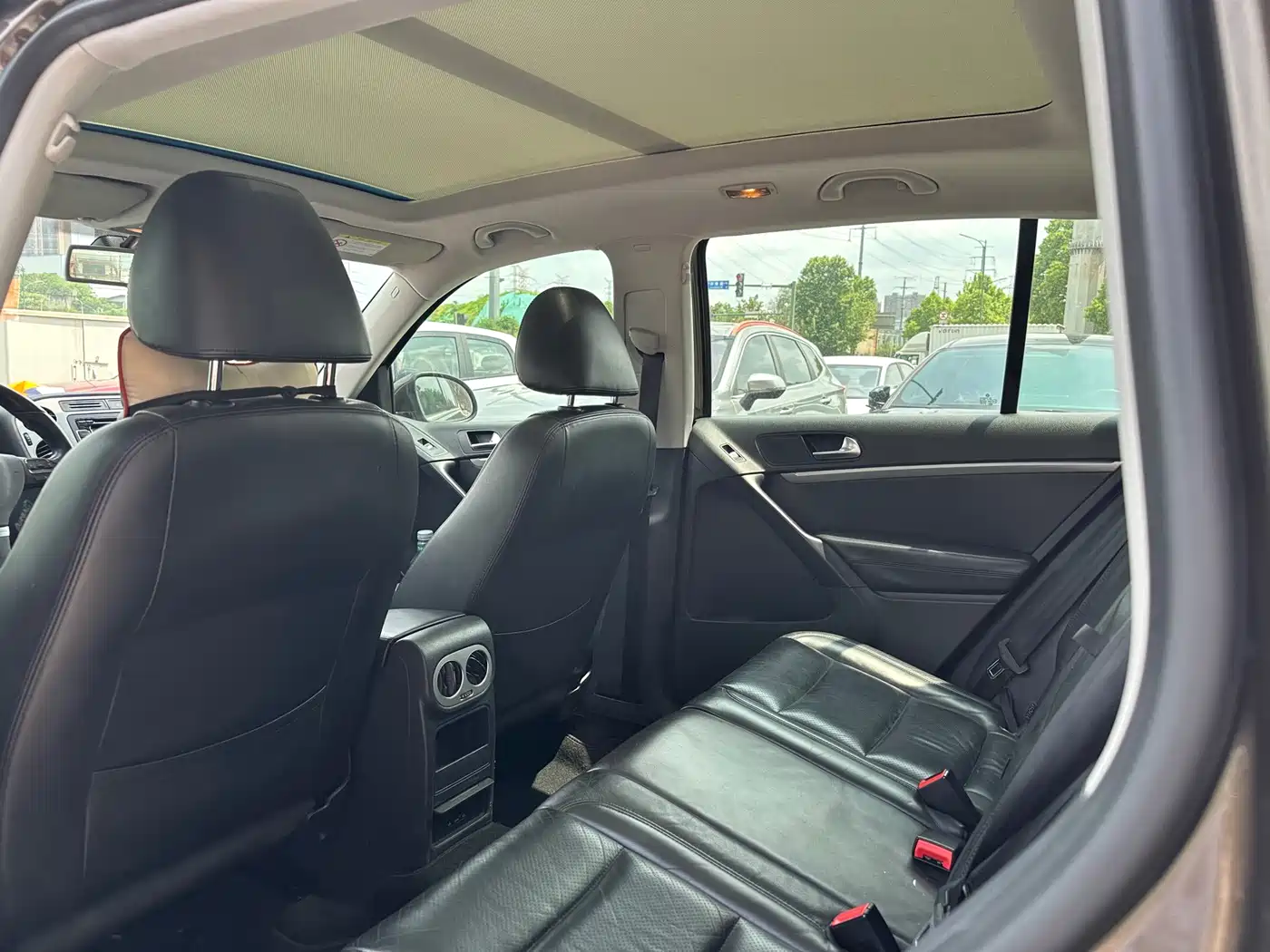 Volkswagen Tiguan 2016 Model 330TSI Automatic 4WD Luxury Edition фото 7