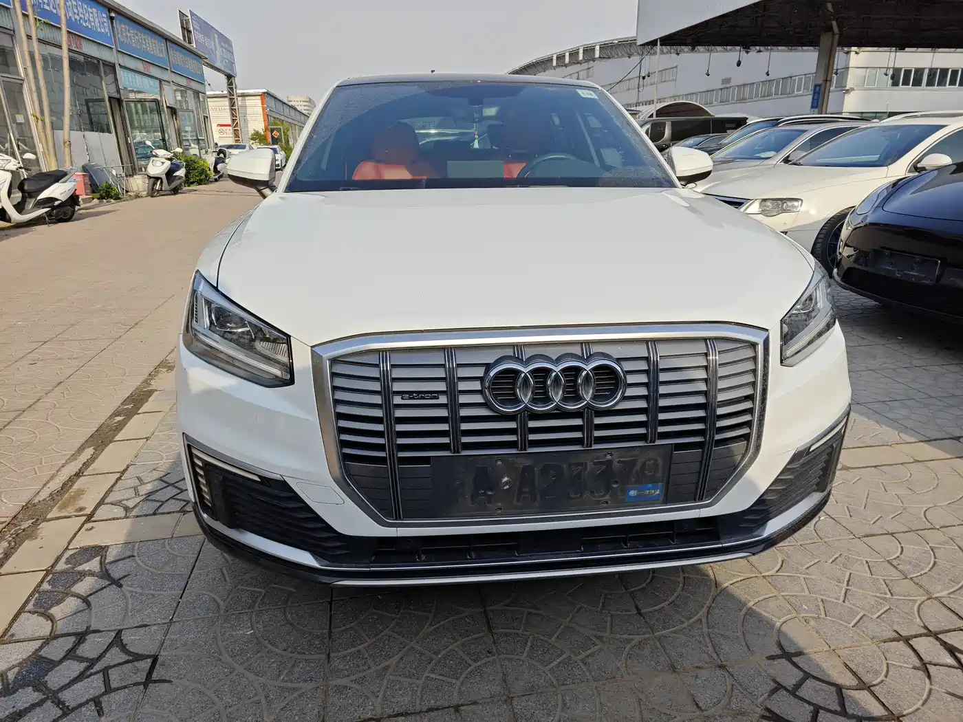 Audi Q2L e-tron 2019 Q2L e-tron Pure Electric Smart Cool Edition фото 3