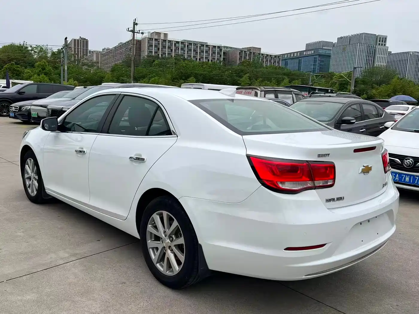 Chevrolet Malibu 2018 530T Automatic Luxury Edition фото 12