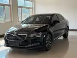 Photo 2 - Škoda Superb