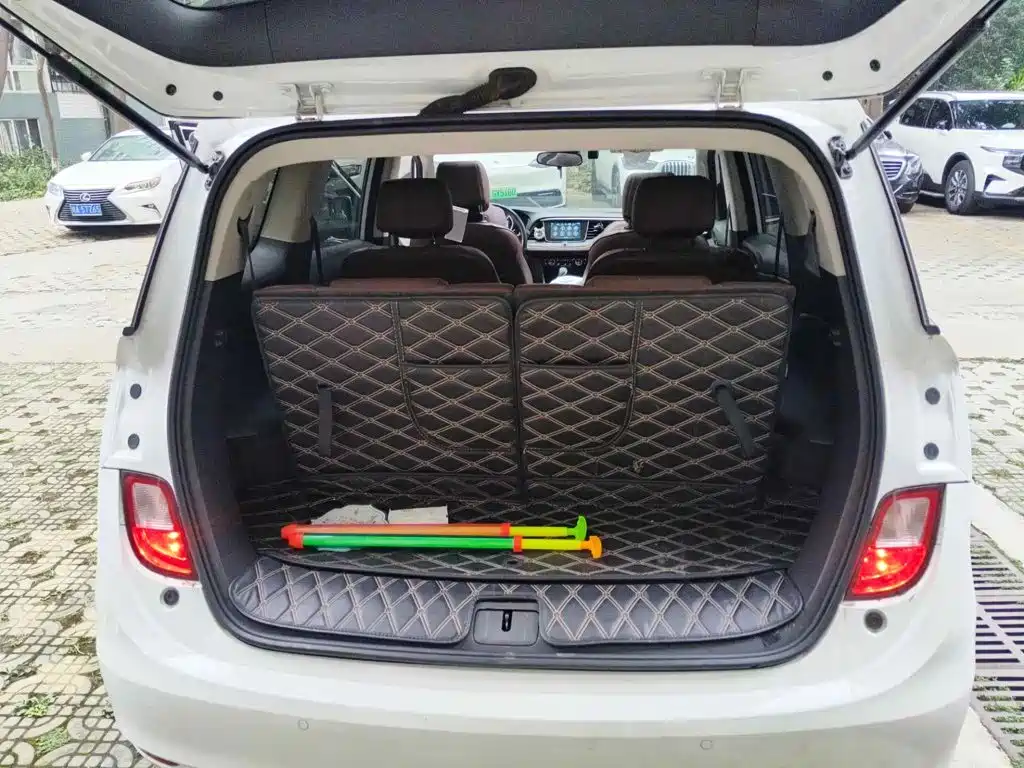 Buick GL6 2018 2018 18T 6-Seater Luxury