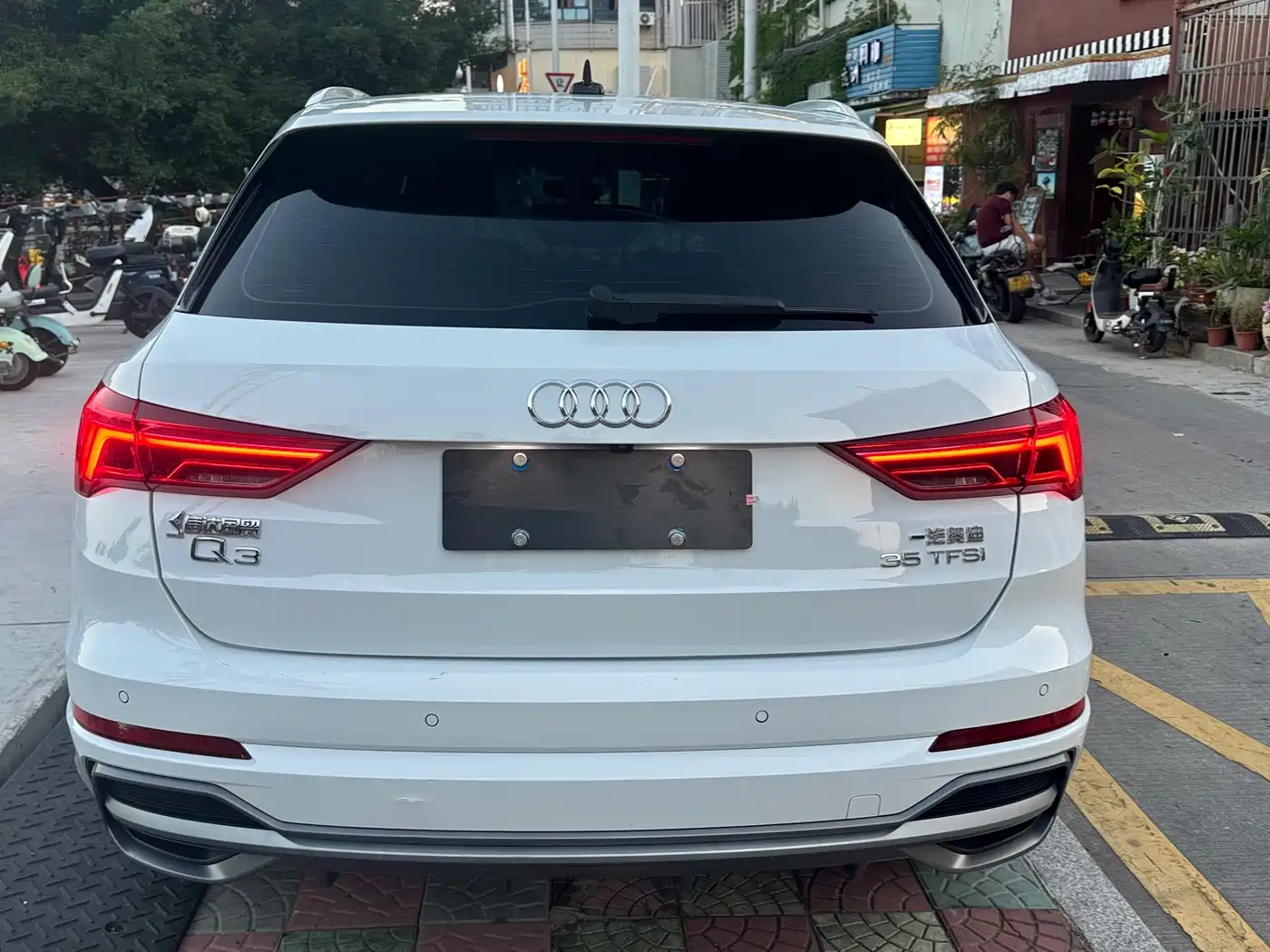 Фото 4 - Audi Q3
