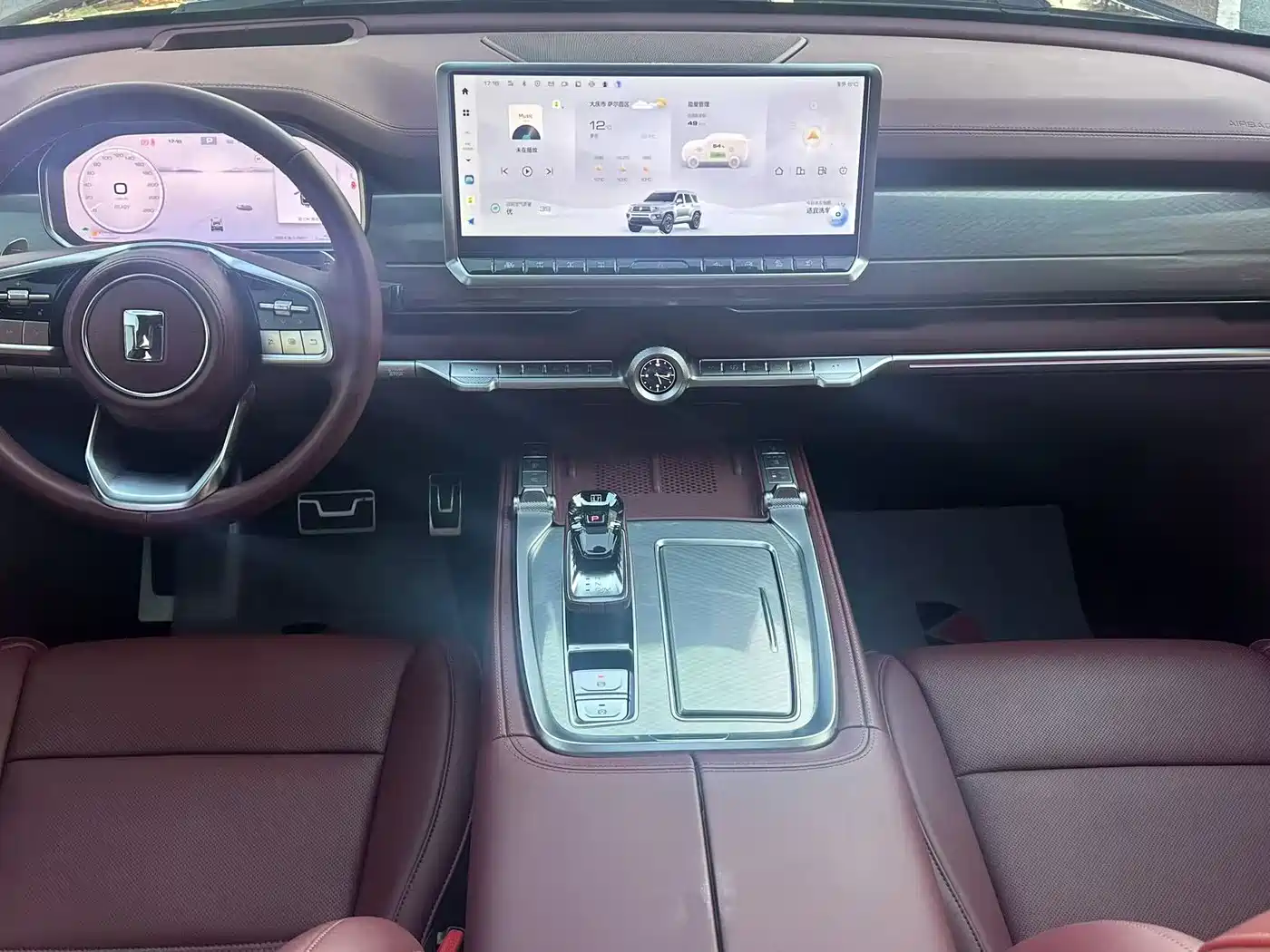 TANK TANK 700 NEW ENERGY