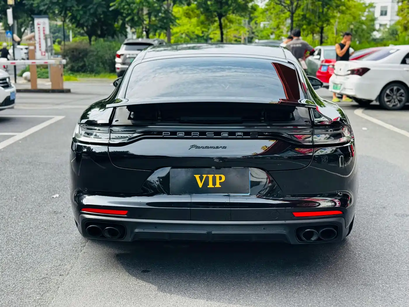Photo 8 - Porsche Panamera
