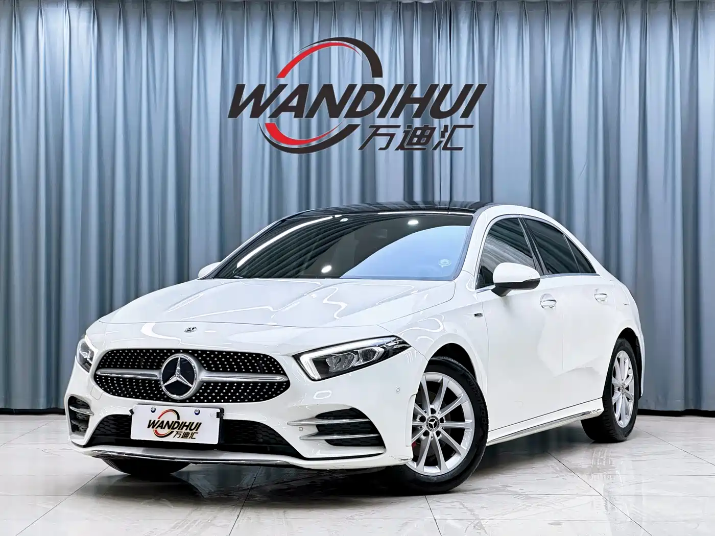 Mercedes-Benz A-Class 2019 A 200 L Sport Sedan