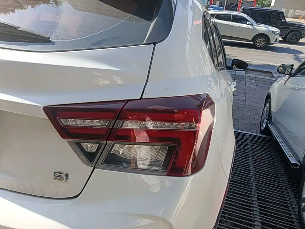 Geely Vision S1 2018 2018 1.4T CVT Sharp Enjoy