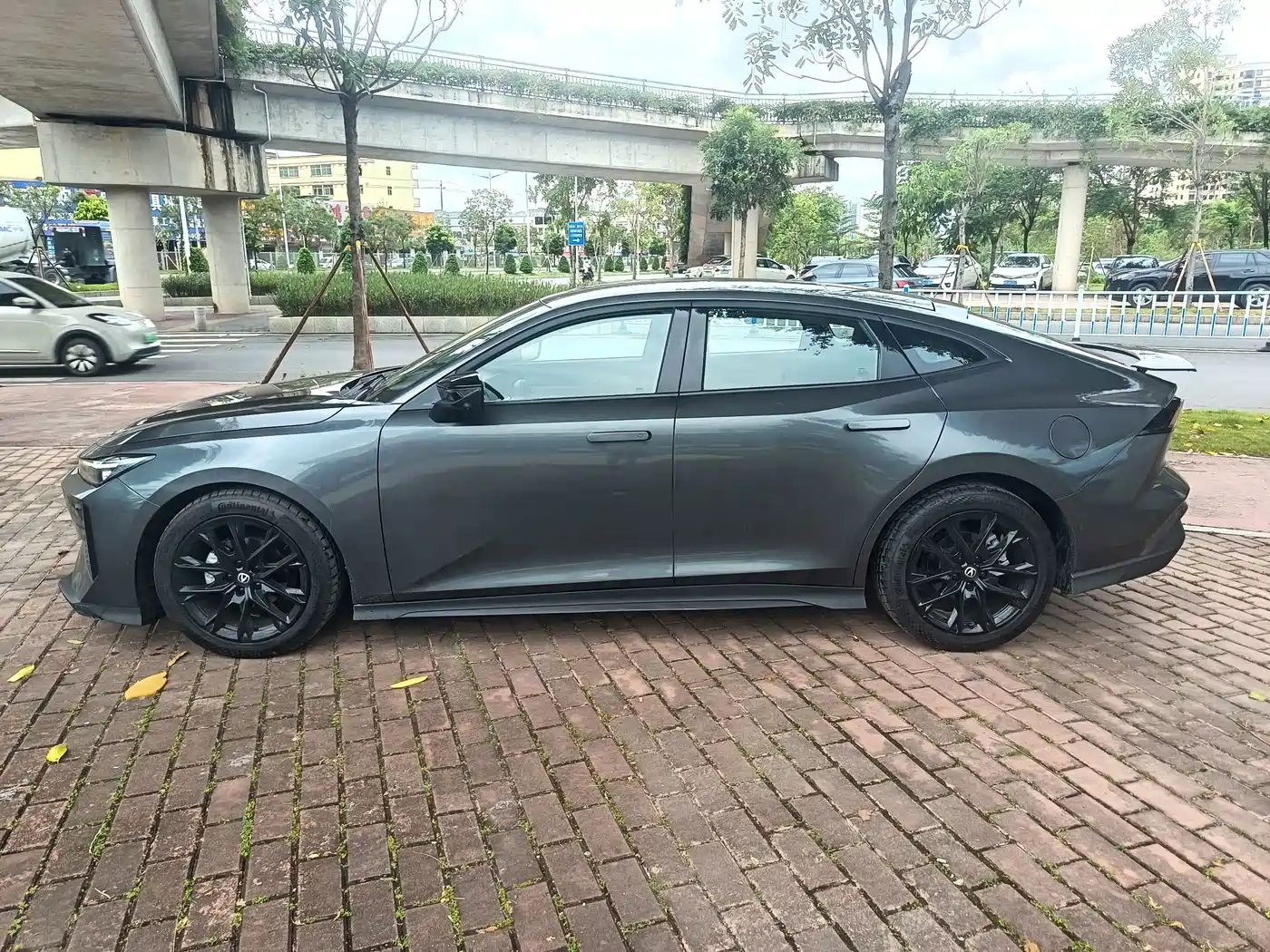 Changan UNI-V 2022 2022 1.5T Smart Pilot Edition