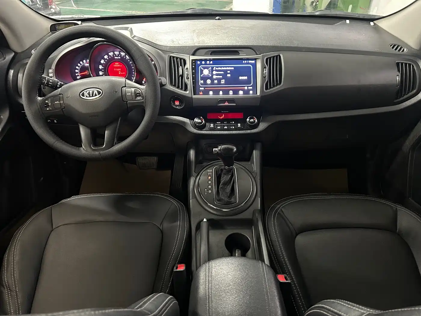 Kia Sportage 2011 2.0L Automatic 2WD Premium фото 7