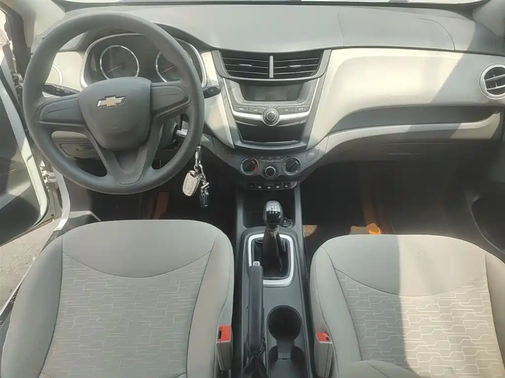 Chevrolet Sail 2015 Sail 3 1.3L Manual Ideal Edition фото 10