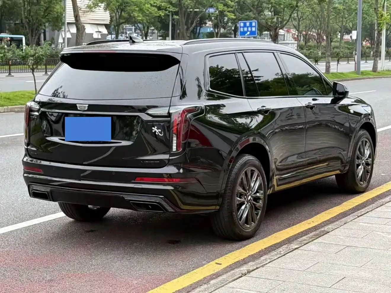 Cadillac XT6 2024 2025 2.0T 6-Seater AWD Platinum Executive Black Label