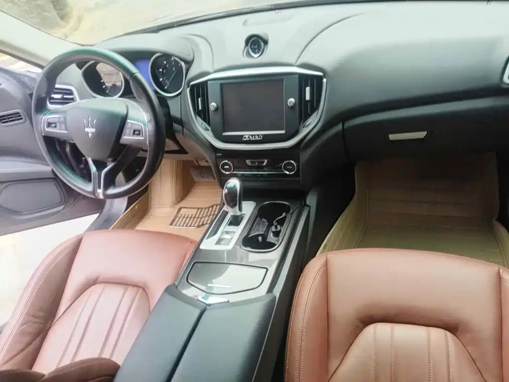 Maserati Ghibli 2015 2014 3.0T Standard
