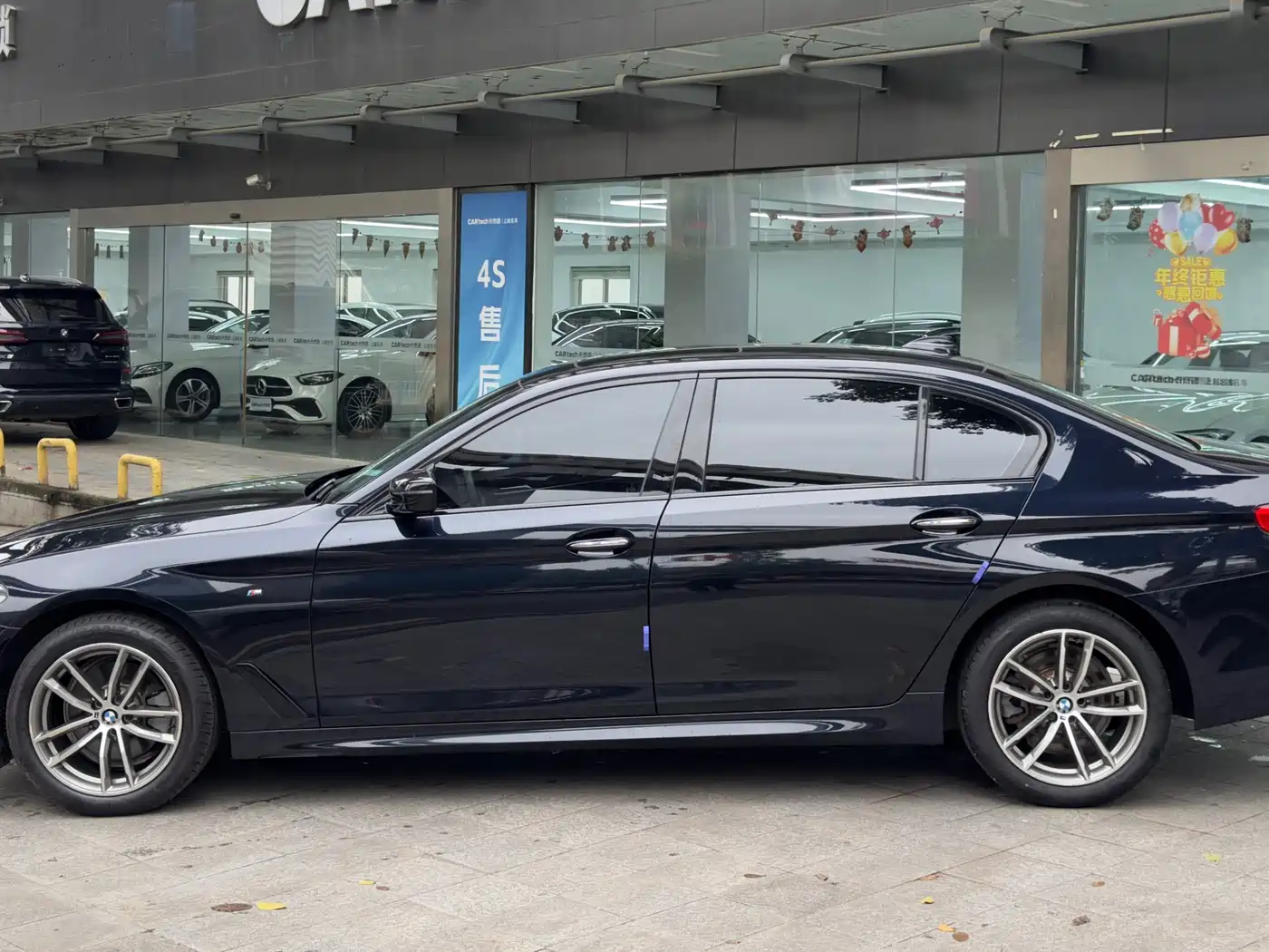 BMW 5 Series 2018 525Li M Sport Package фото 16