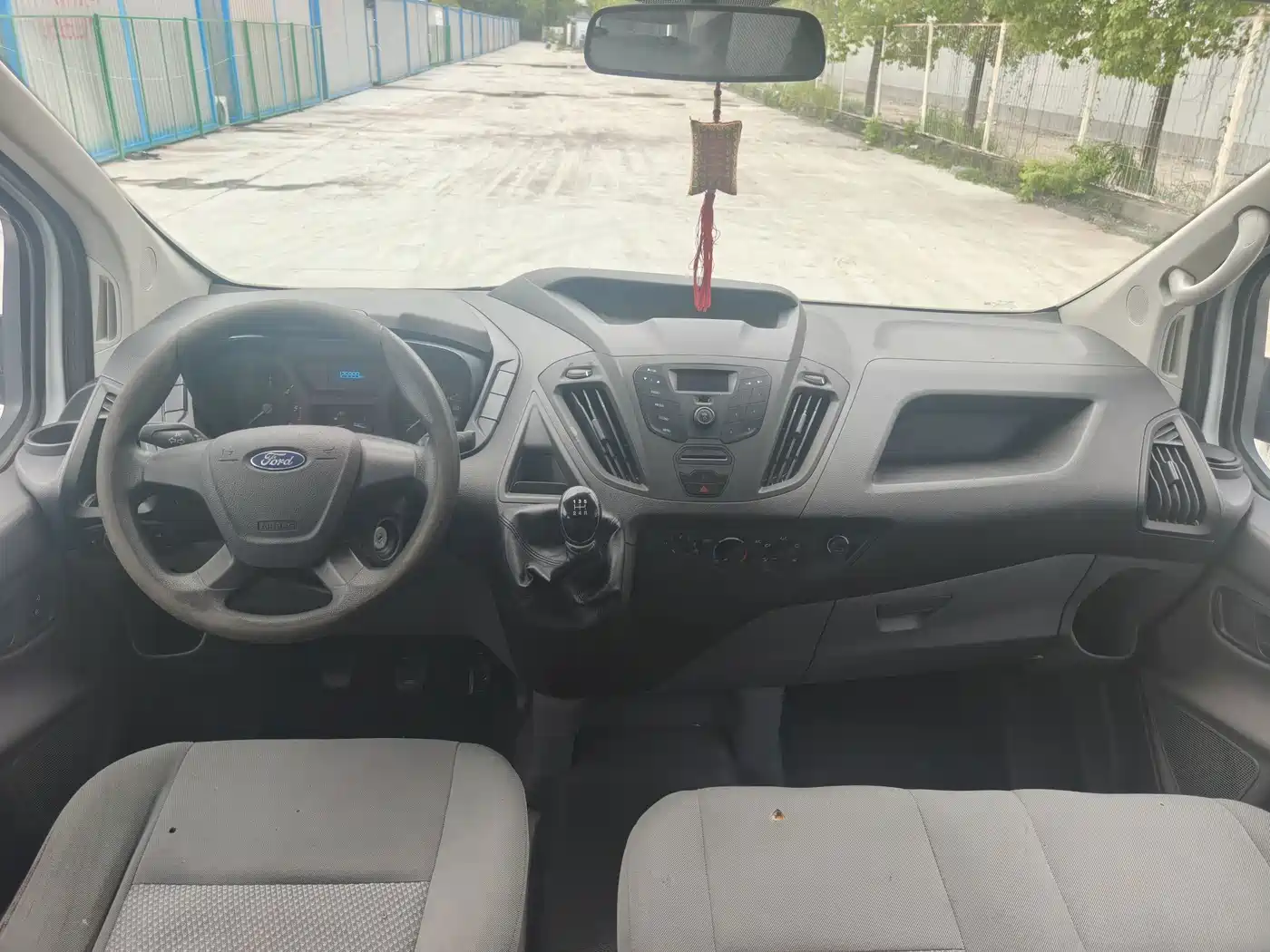 Ford Transit 2020 2019 2.0T Diesel Business Travel Short Wheelbase Low Roof 7-seater China VI
