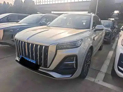 Hongqi HS5