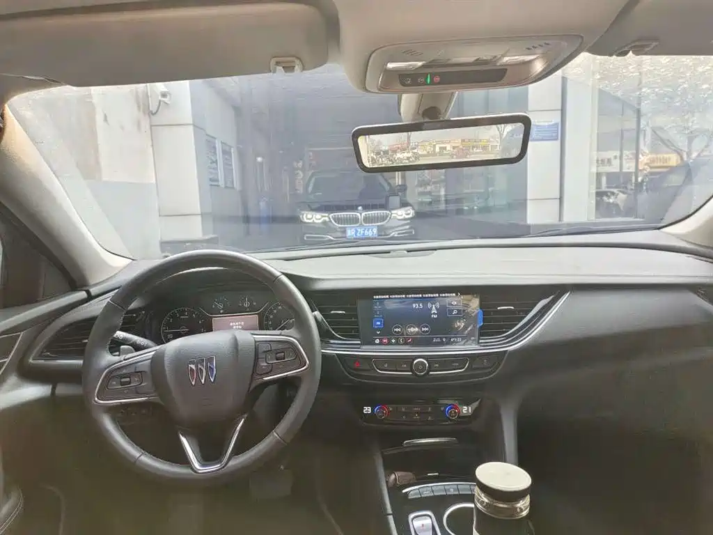 BUICK REGAL