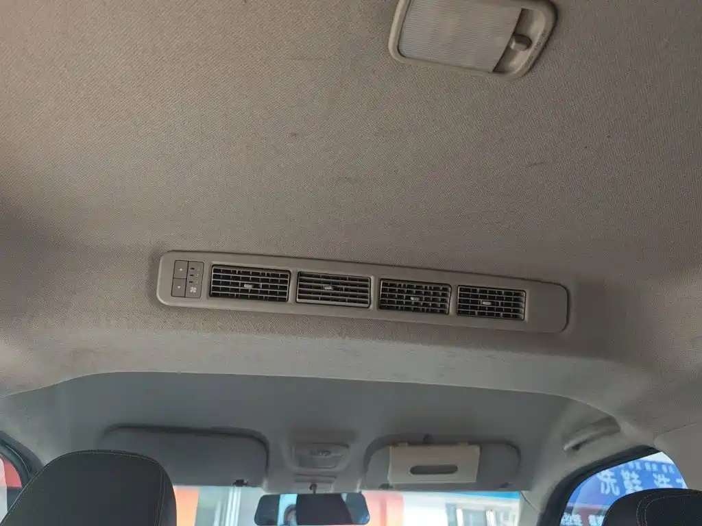 Wuling Motors Wuling Journey 2022 2021 1.5T Manual Luxury Edition