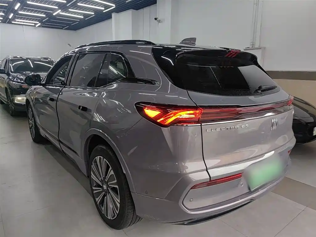 Buick E5 2023 Premium Standard Range Edition фото 5